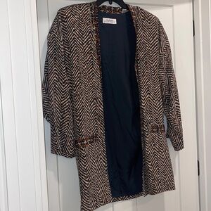 Ellen Tracy, size Medium, color brown black and white print